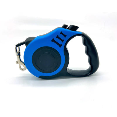 Blue automatic retractable leash for cats and dogs with ergonomic grip and stainless steel clip, ideal for outdoor pet walks.